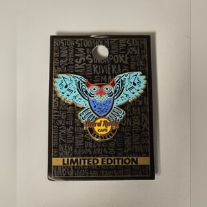 Hard Rock Cafe Seattle Owl Pin - Light Blue, Red & Gold *Extremely Rare*